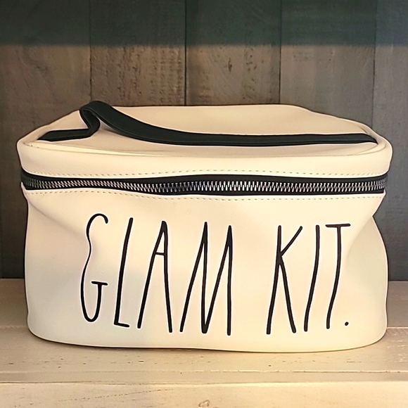 Rae Dunn Handbags - 💄NWT💄Rae Dunn Glam Kit Cosmetic Bag